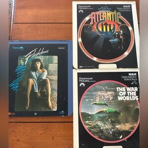 Paramount picture CED 3 Lot/ Flashdance, War Of Worlds, Atlantic City